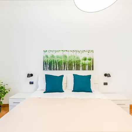 Elegant Space In Apartment *