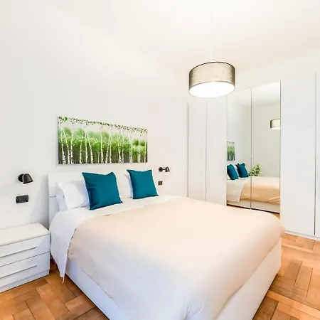 Elegant Space In * Milan